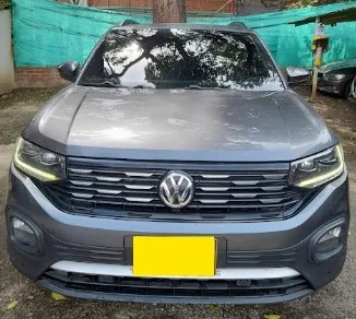 Volkswagen T-Cross Comfortline Plus 2020, foto 1