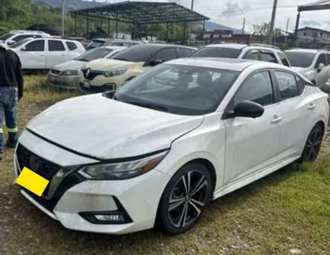 Nissan Sentra 2022, foto 2