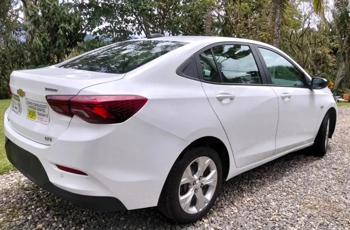 Chevrolet Ónix 1,0 Turbo LTZ AT, Sedan, Automático. 2023, foto 6