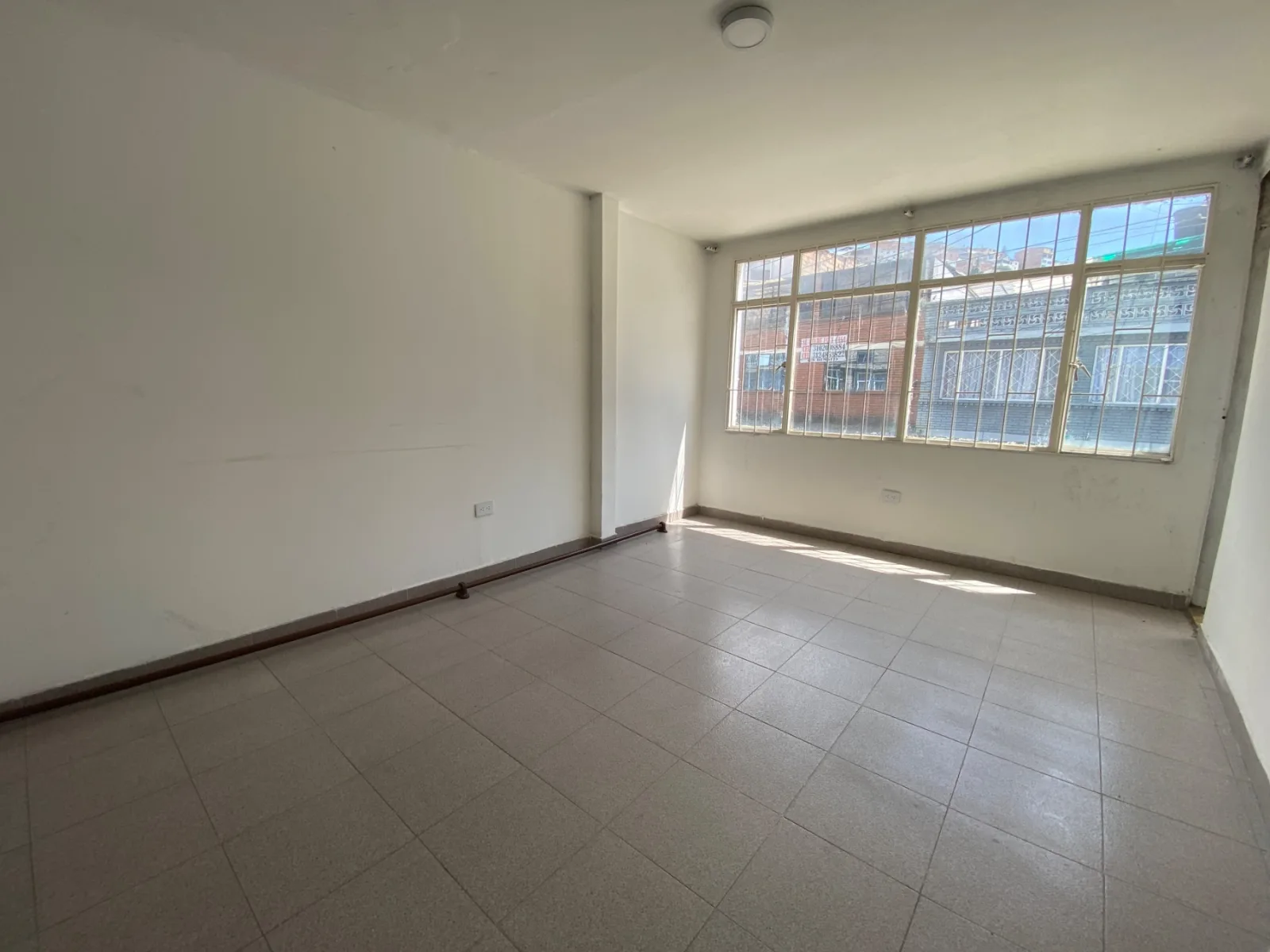 Casa en BARRIO GUSTAVO RESTREPO RAFAEL URIBE, Bogotá, foto 3