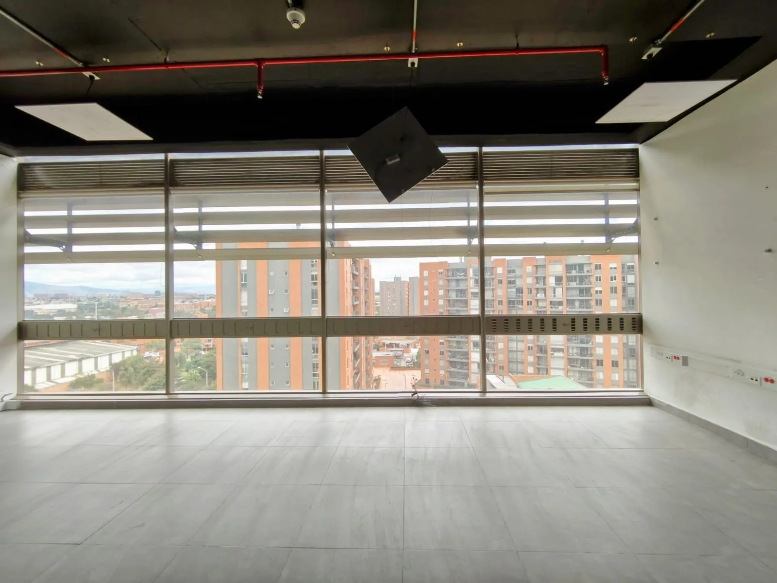 Oficina en BARRIO SANTA ROSA, Bogotá, foto 6