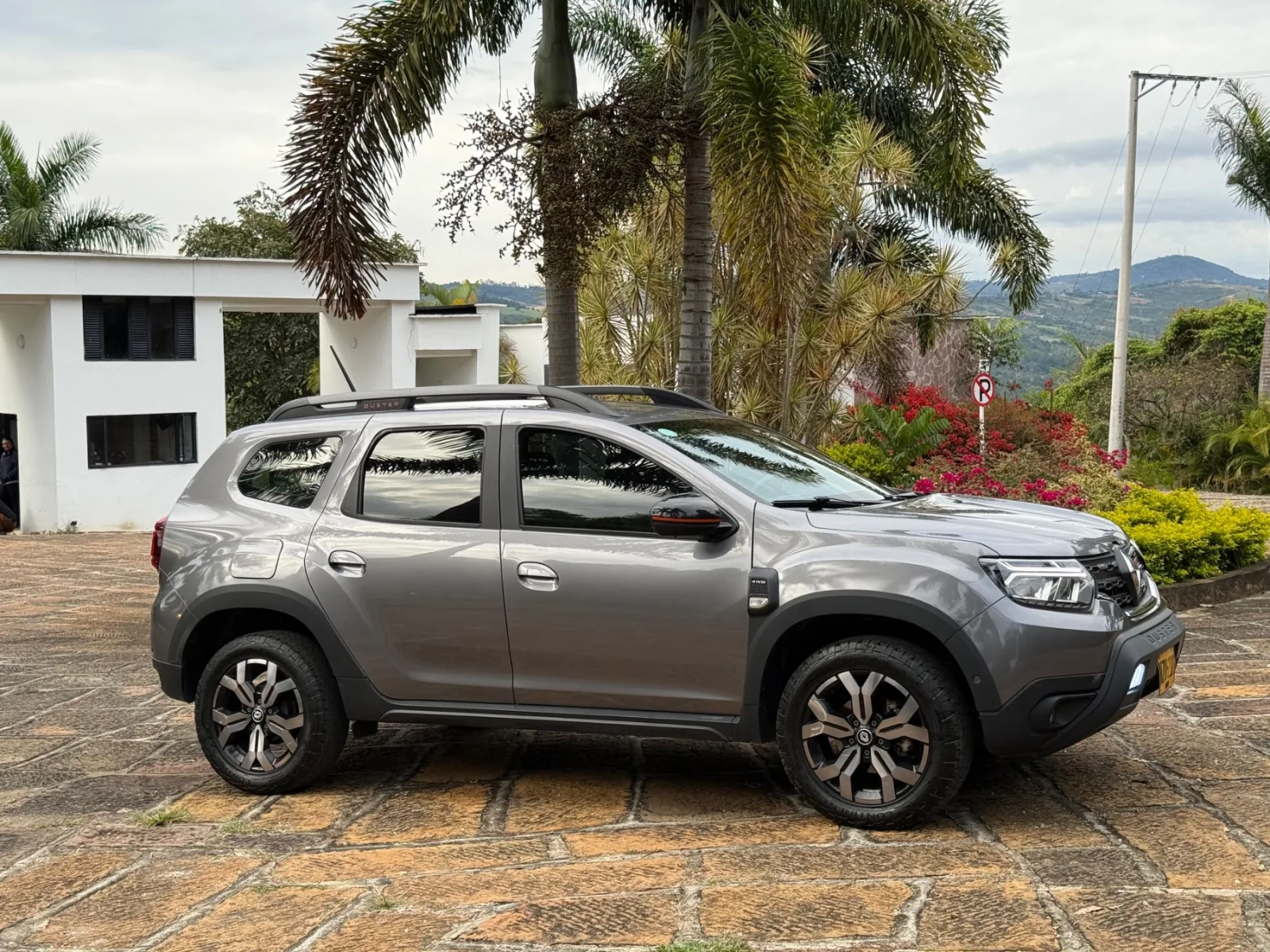 Renault Duster Iconic 2025, foto 7