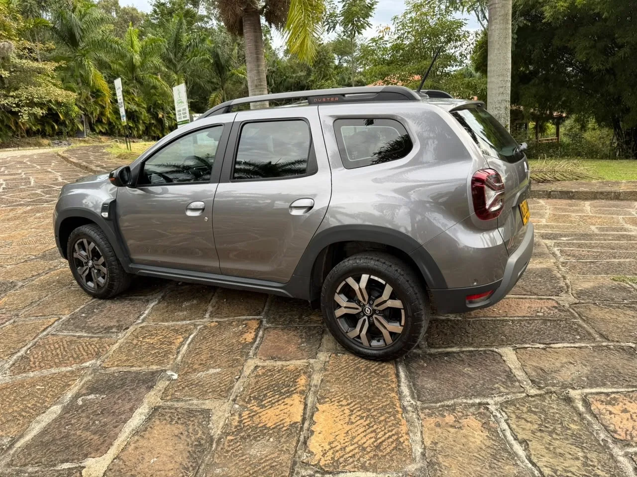 Renault Duster Iconic 2025, foto 11