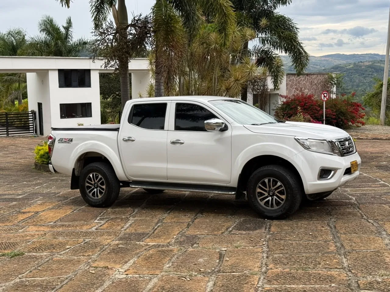 Nissan Frontera S Doble cabina , 4x4 2020, foto 4