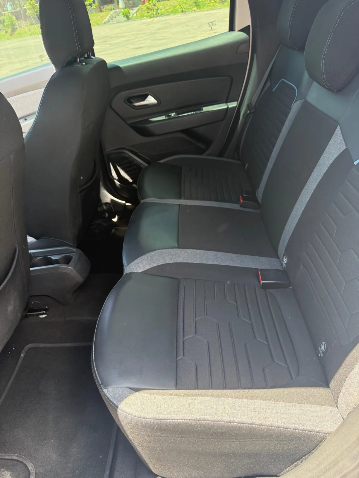 Renault Duster 2023, foto 10