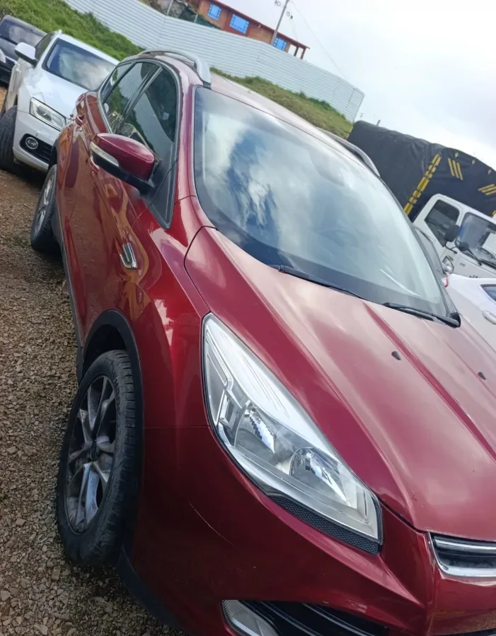 Ford Escape 2016, foto 3