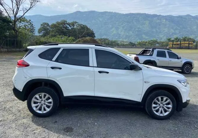 Chevrolet Traker 2022, foto 3