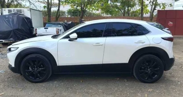 Mazda CX-30 2021, foto 4