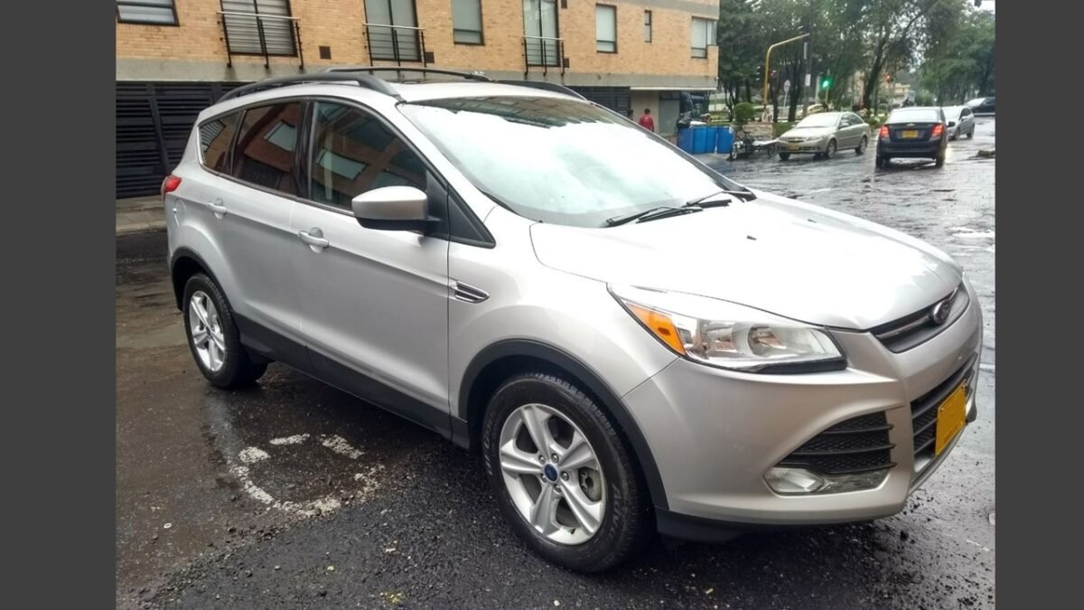 Ford Escape SE   2014   4x4  TP