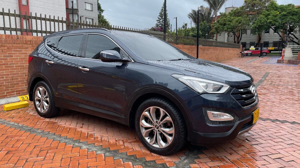 HYUNDAI SANTAFE , MODELO 2014 - Imagen 3