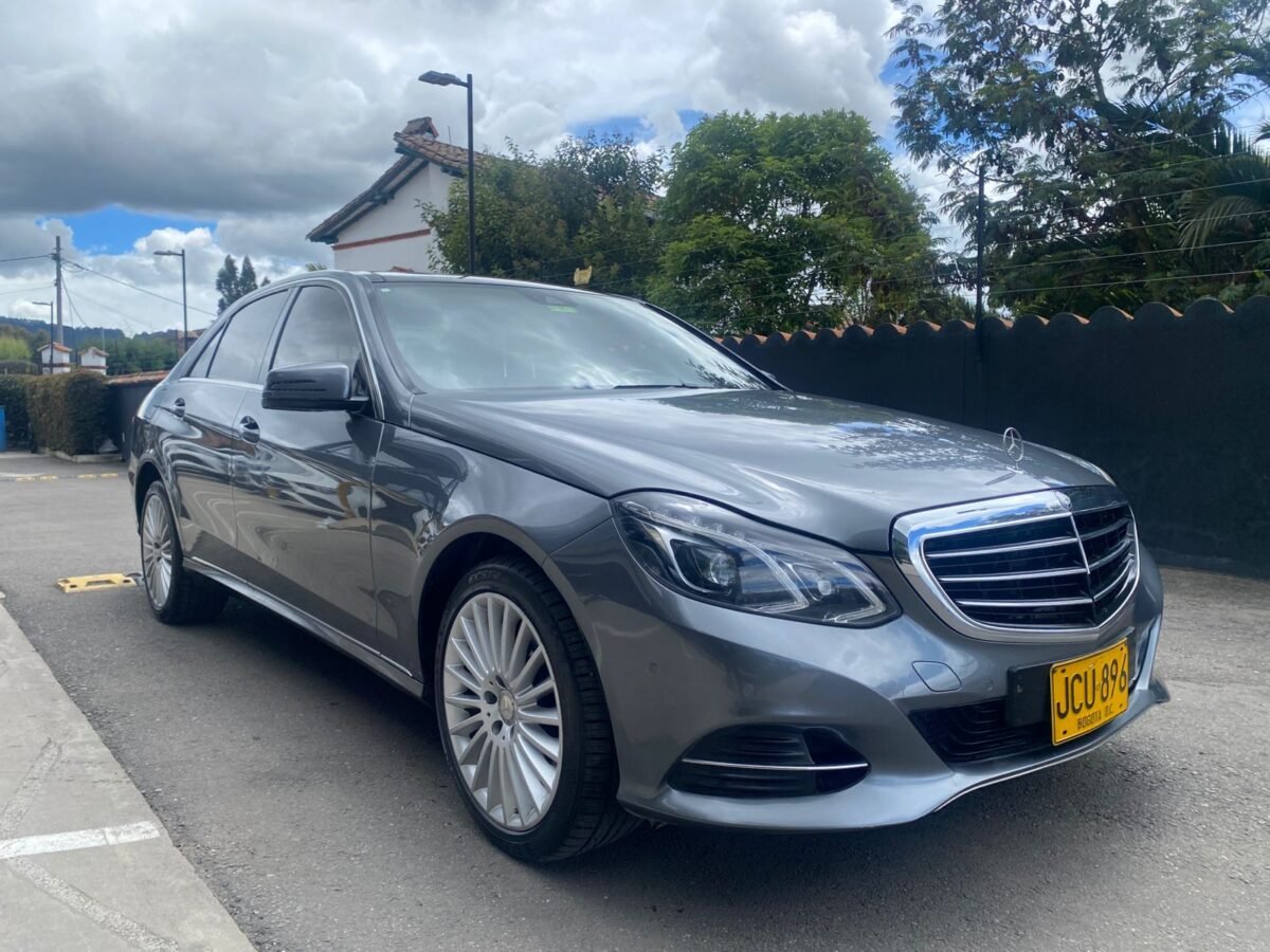 Mercedes Benz E250  2016   AJ1002