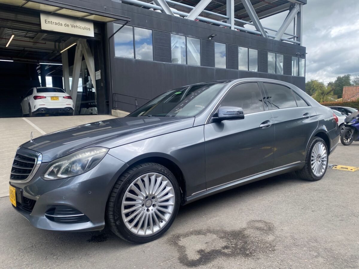 Mercedes Benz E250  2016   AJ1002 - Imagen 9
