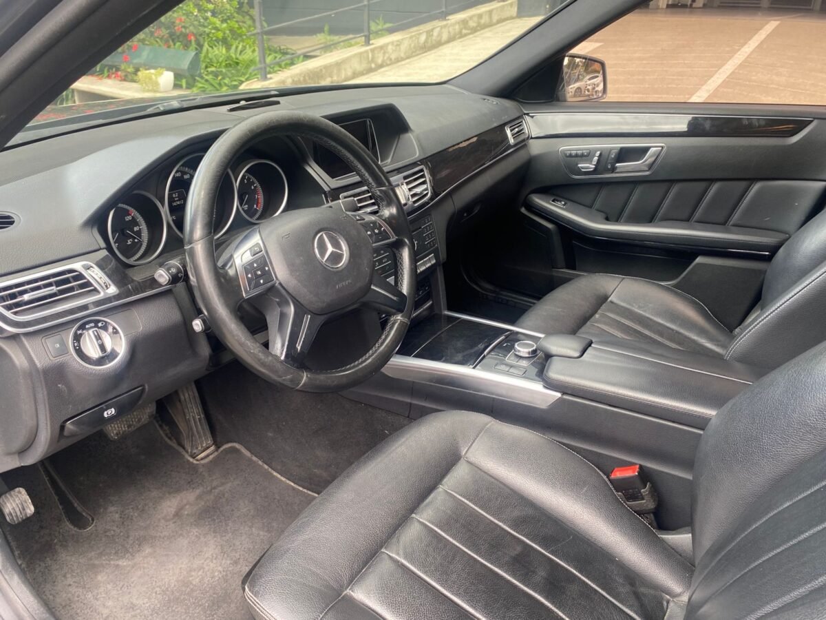 Mercedes Benz E250  2016   AJ1002 - Imagen 11