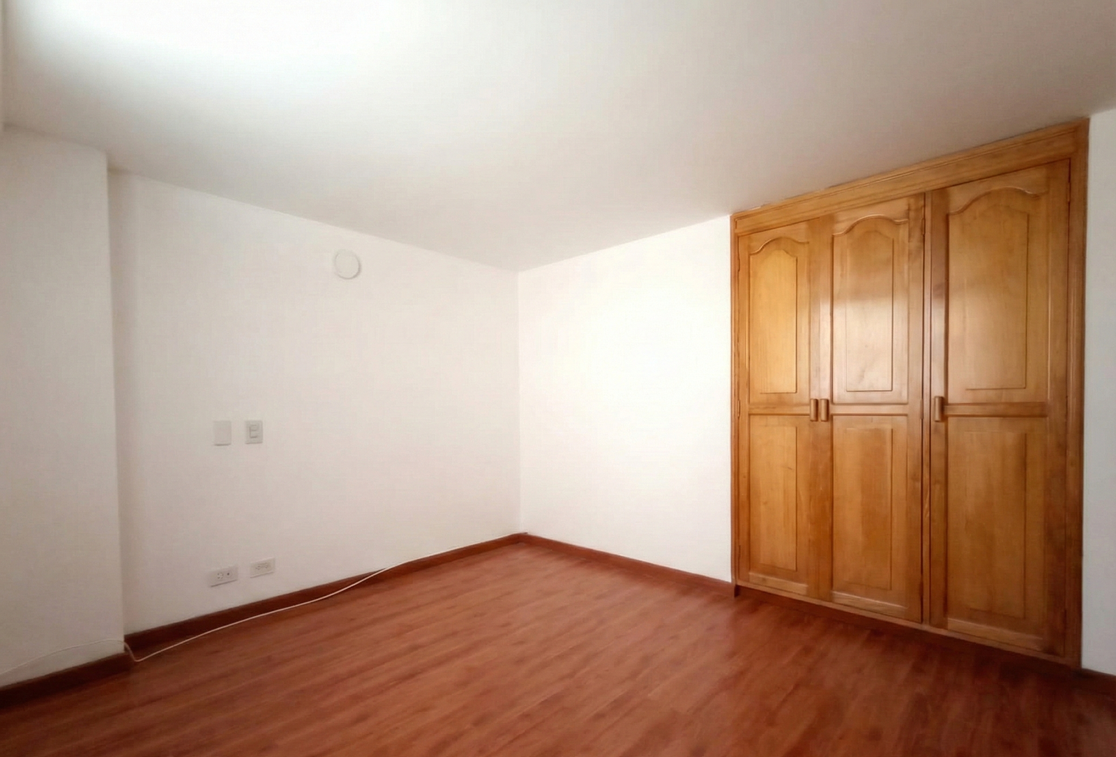 APARTAMENTO , BOGOTA, BARRIO LA COLINA - Imagen 2