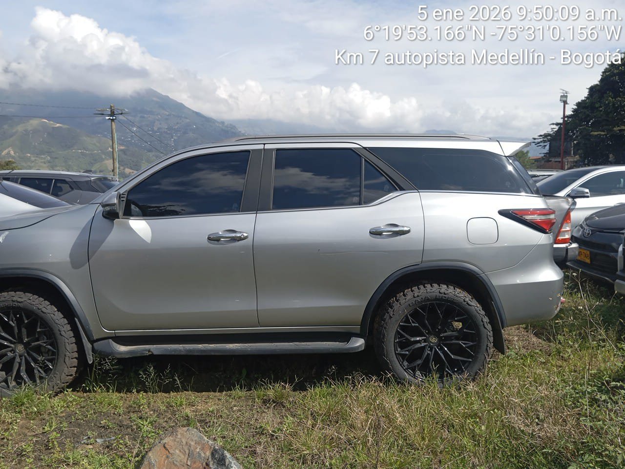 TOYOTA FORTUNER 2022 BRP 4384 - Imagen 5