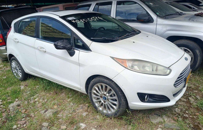 FORD FIESTA Modelo 2014  BRP 5585